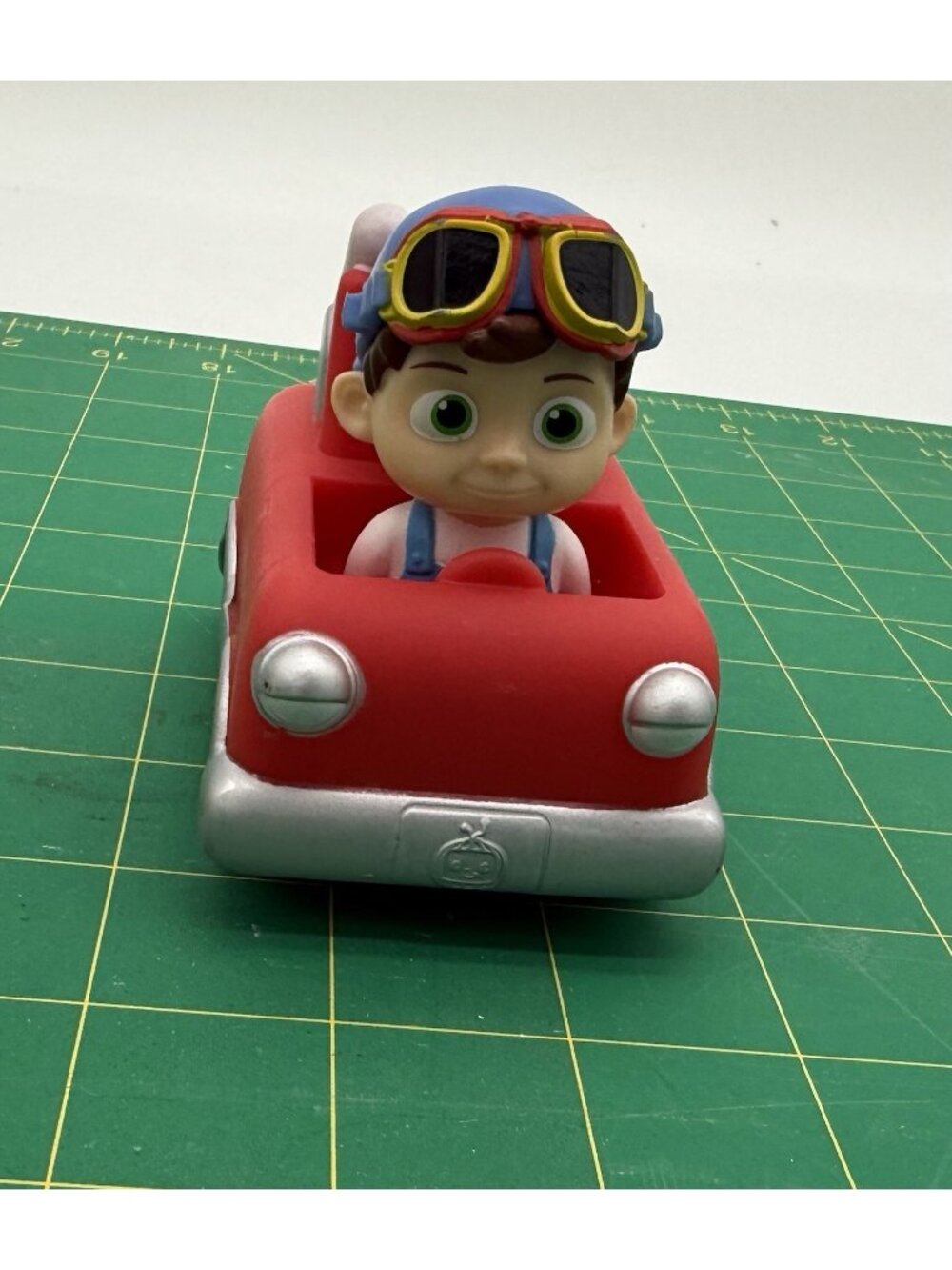 2020 Cocomelon TomTom Fire Truck Toy Brand Jazwares 3.5”